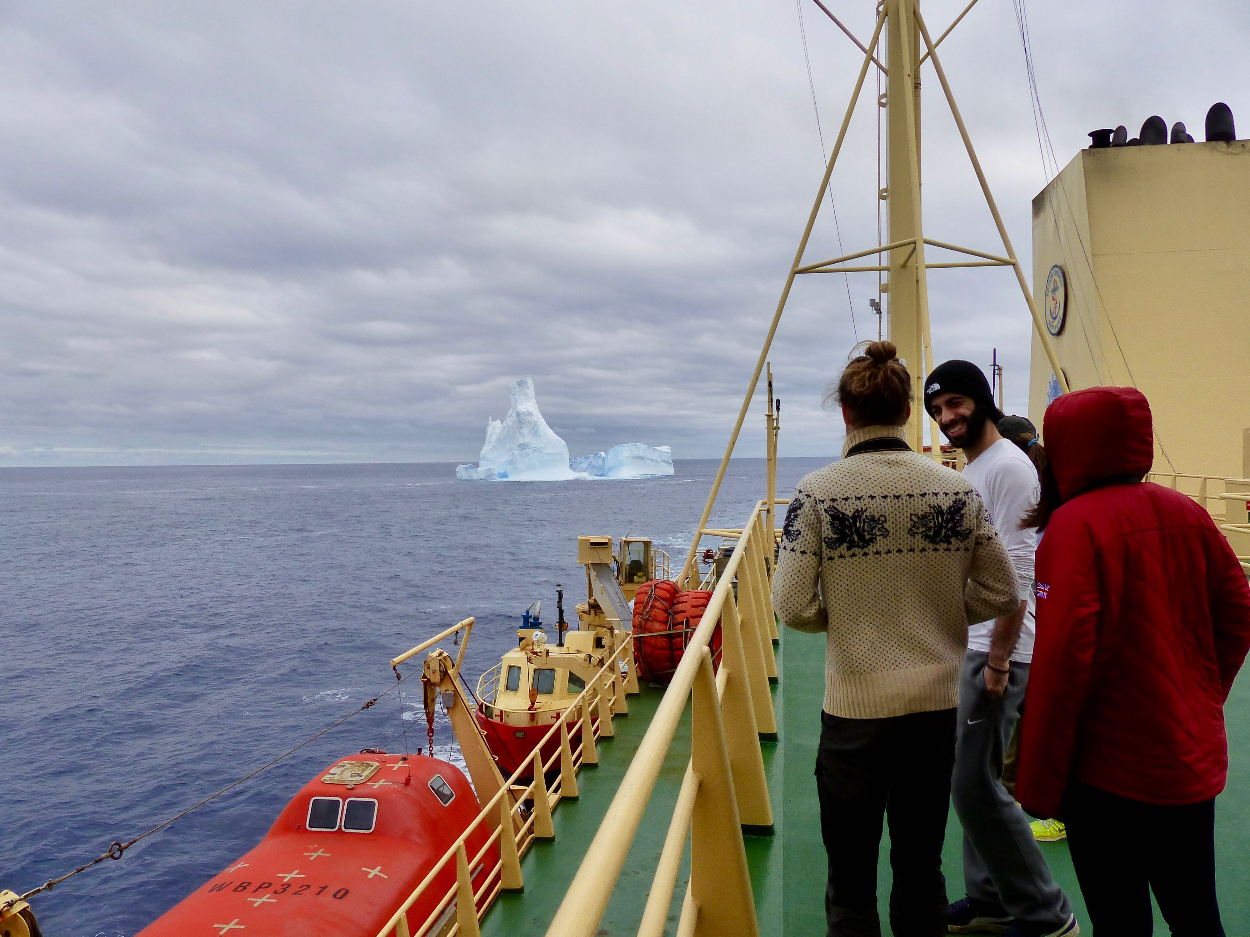 The iceberg as viewed with the R/V Palmer in the foreground.